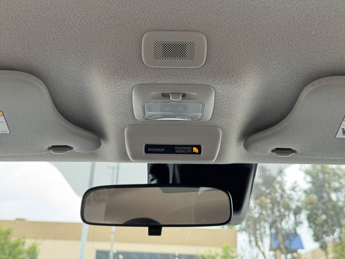 Mitsubishi Mirage photo 24