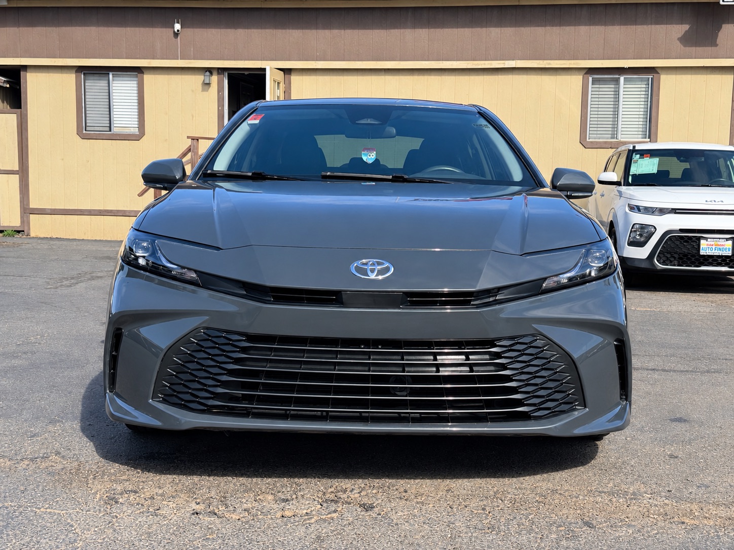 Toyota Camry photo 4