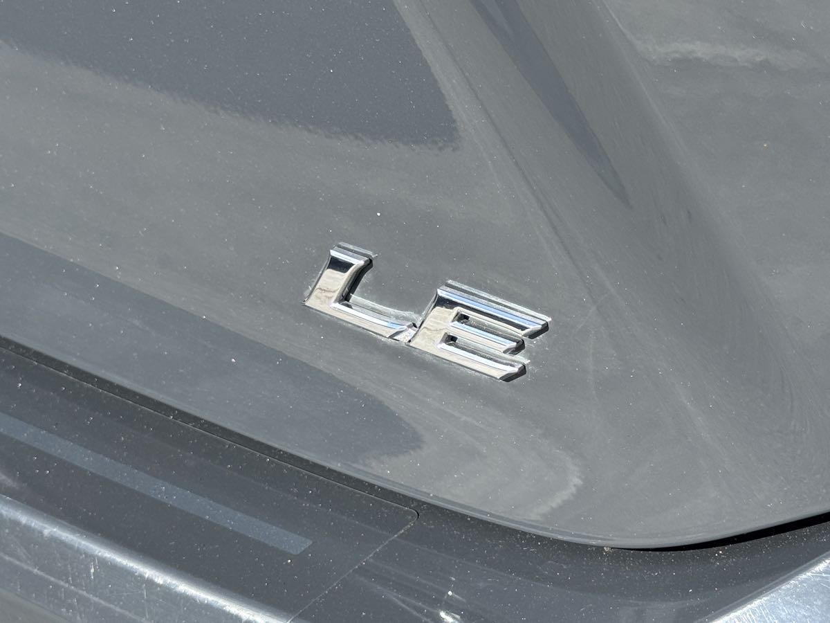 Toyota Camry photo 10