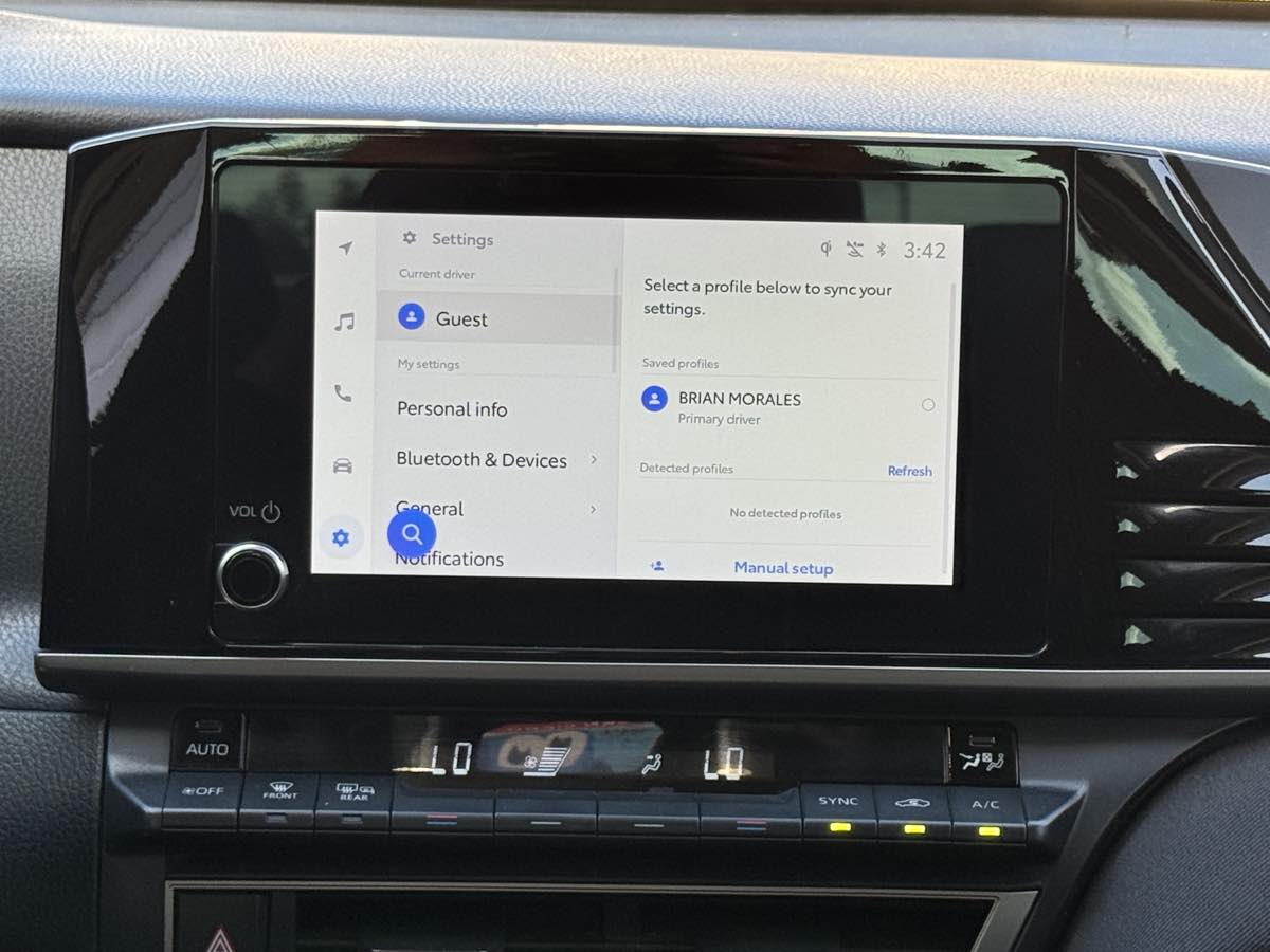 Toyota Camry photo 21