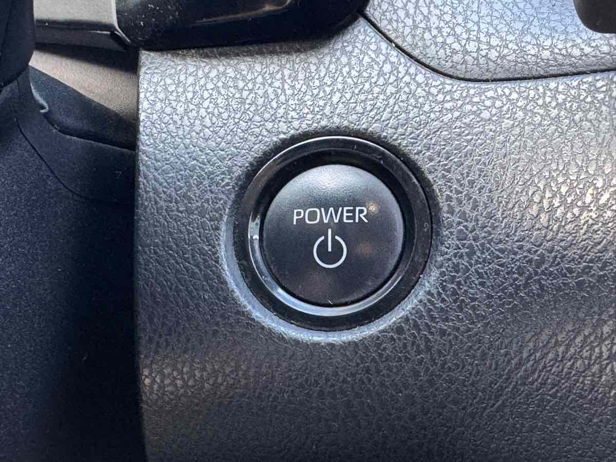 Toyota Camry photo 30
