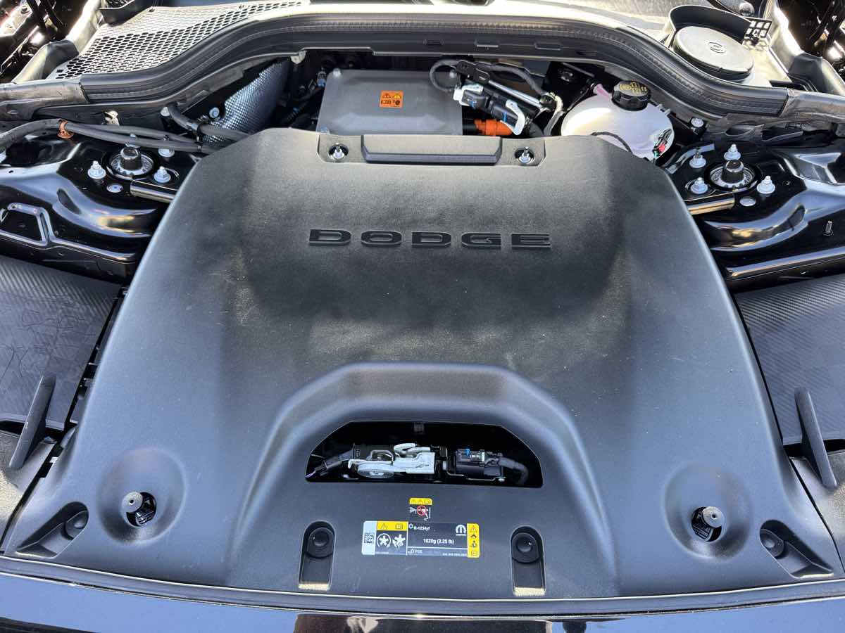 Dodge Charger photo 9