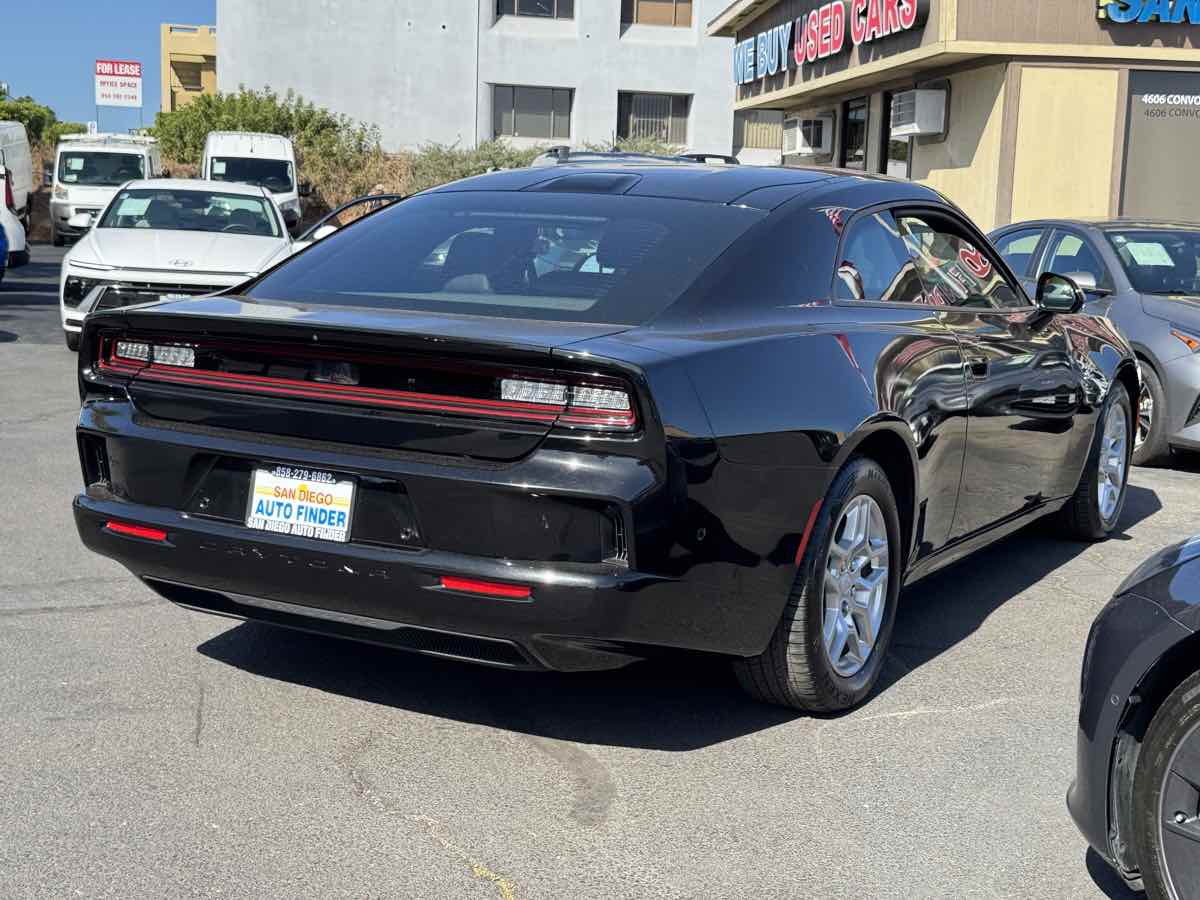 Dodge Charger photo 13