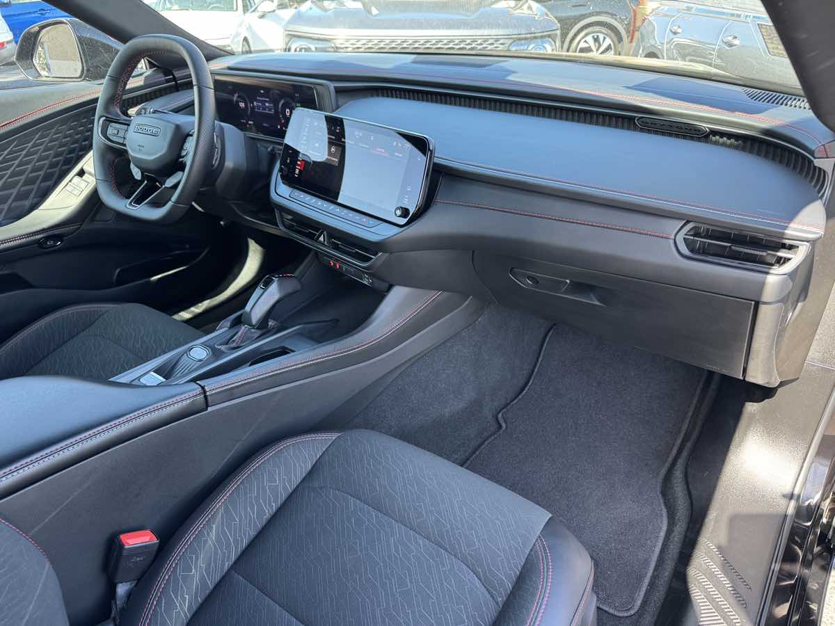 Dodge Charger photo 16