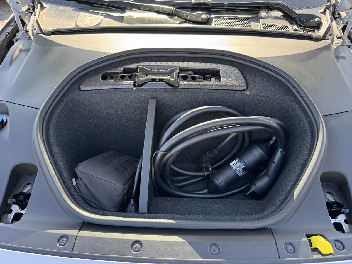 Polestar 2 photo 10