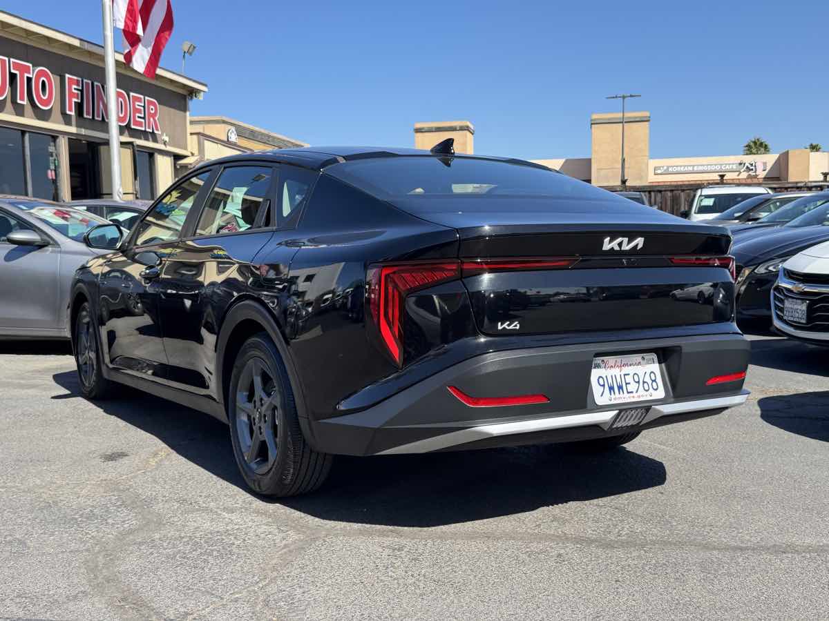 Kia K4 photo 12