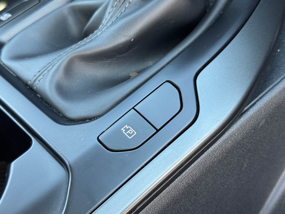 Kia K4 photo 18