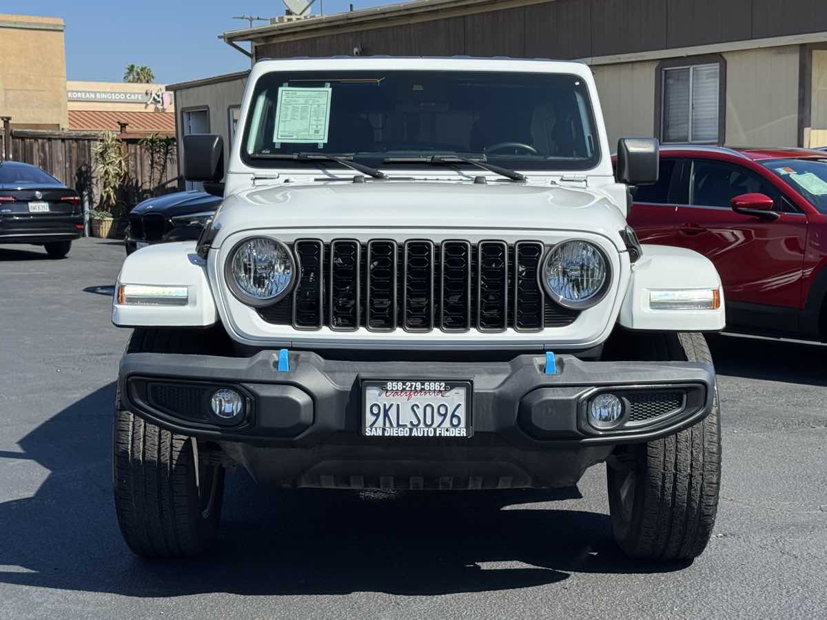 Jeep Wrangler photo 5