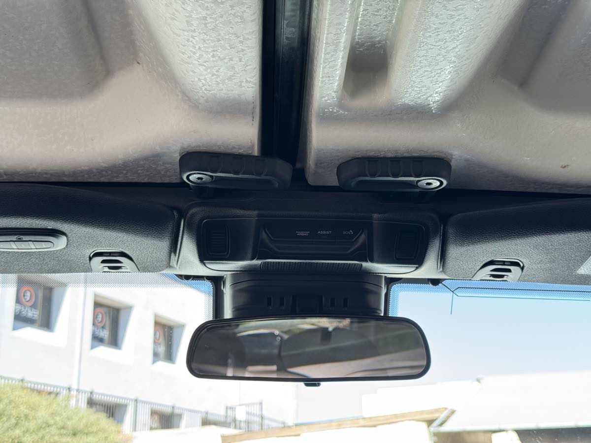 Jeep Wrangler photo 26