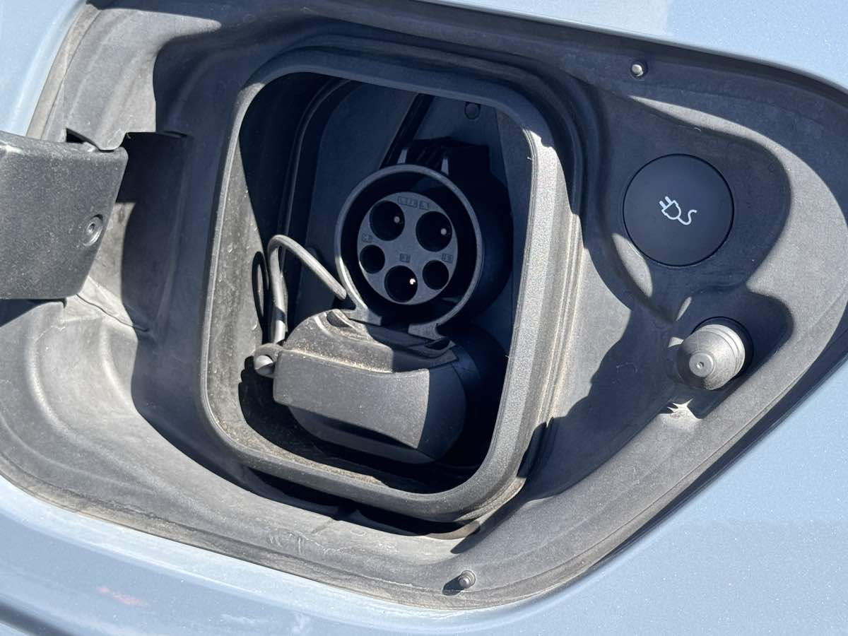Polestar 2 photo 11