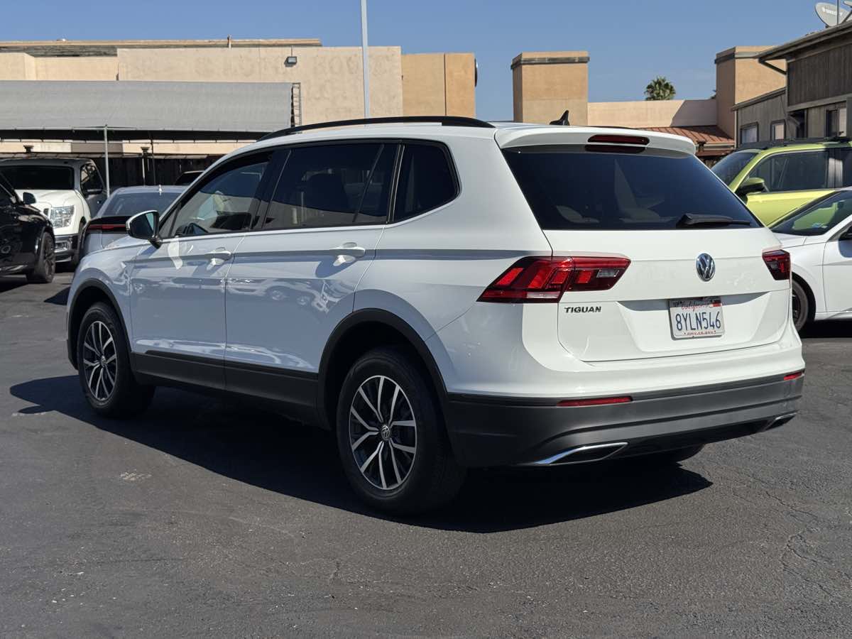 Volkswagen Tiguan photo 9