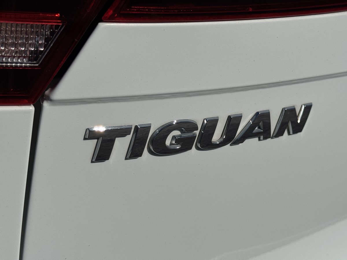 Volkswagen Tiguan photo 12
