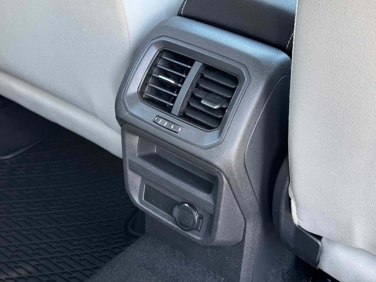 Volkswagen Tiguan photo 17