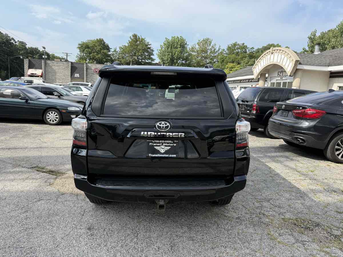 2020 Toyota 4Runner SR5 Premium photo 4