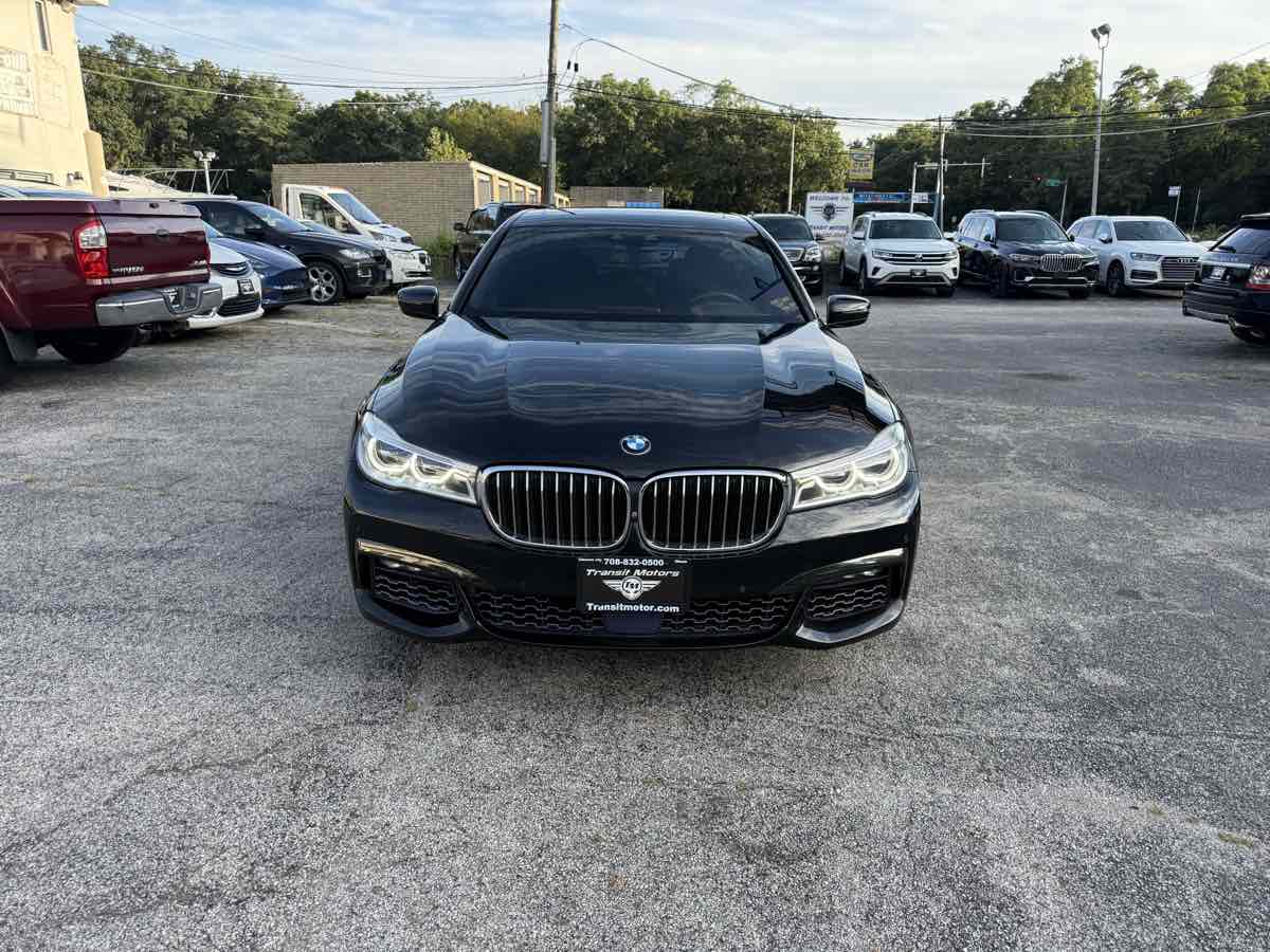 2017 Bmw 750i / B7 xDrive photo 2