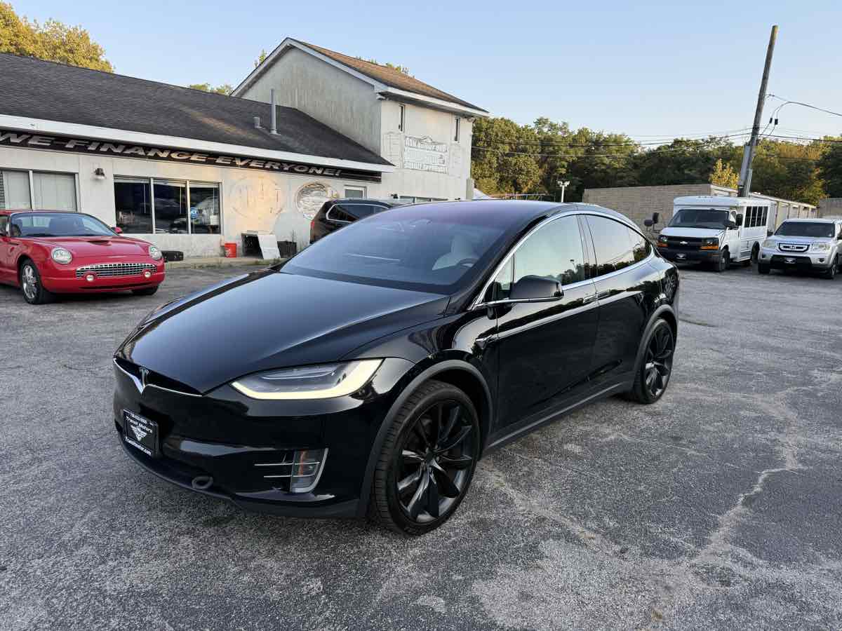 2020 Tesla Model X Long Range photo 3