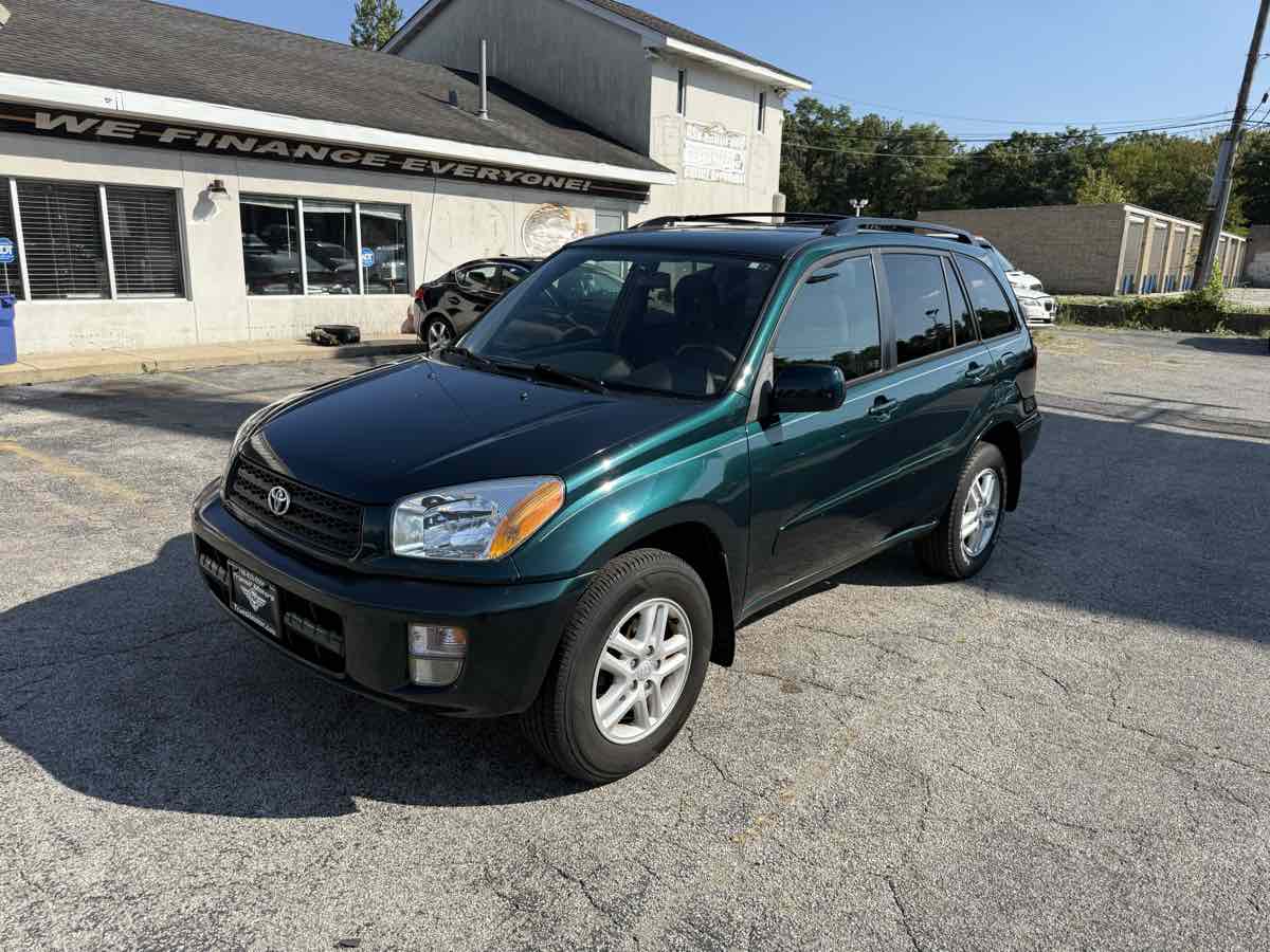 2002 Toyota RAV4 photo 2