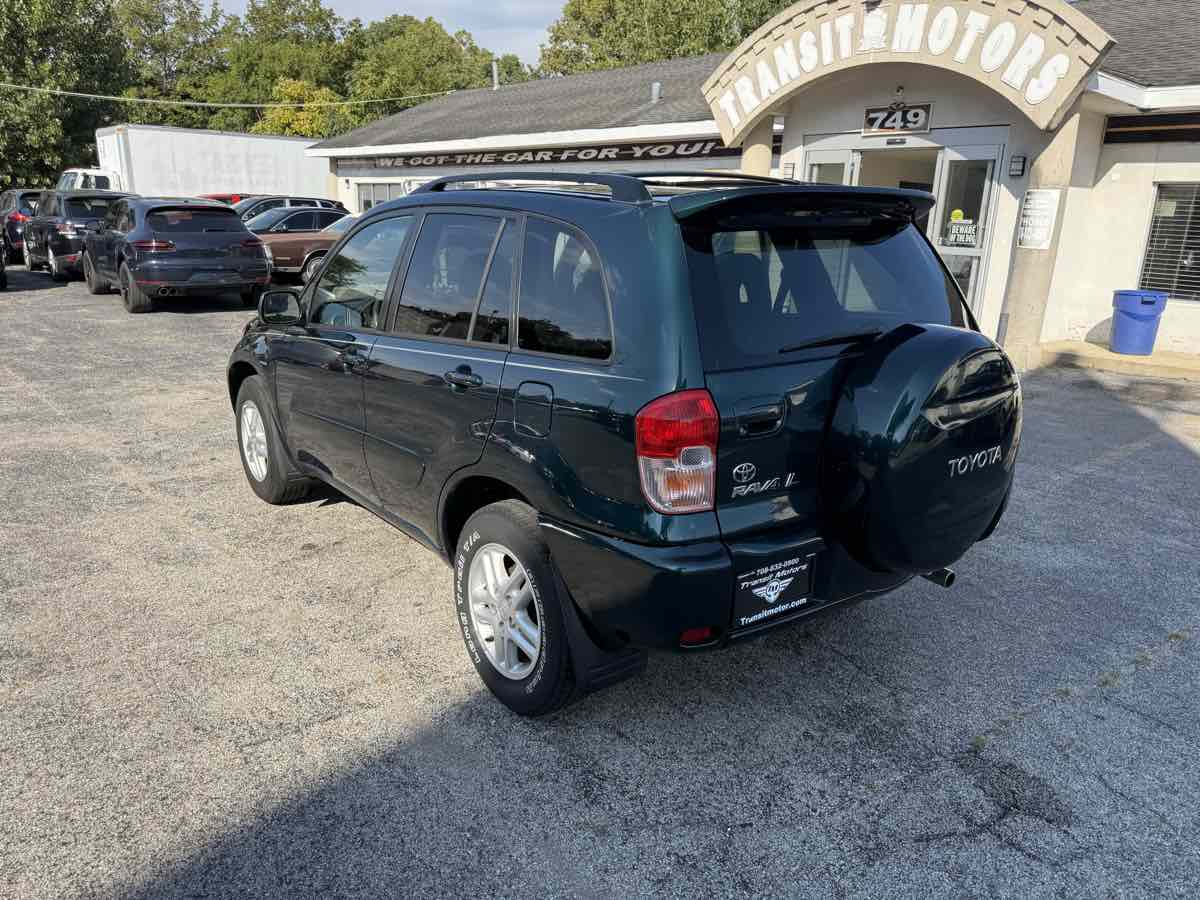 2002 Toyota RAV4 photo 3