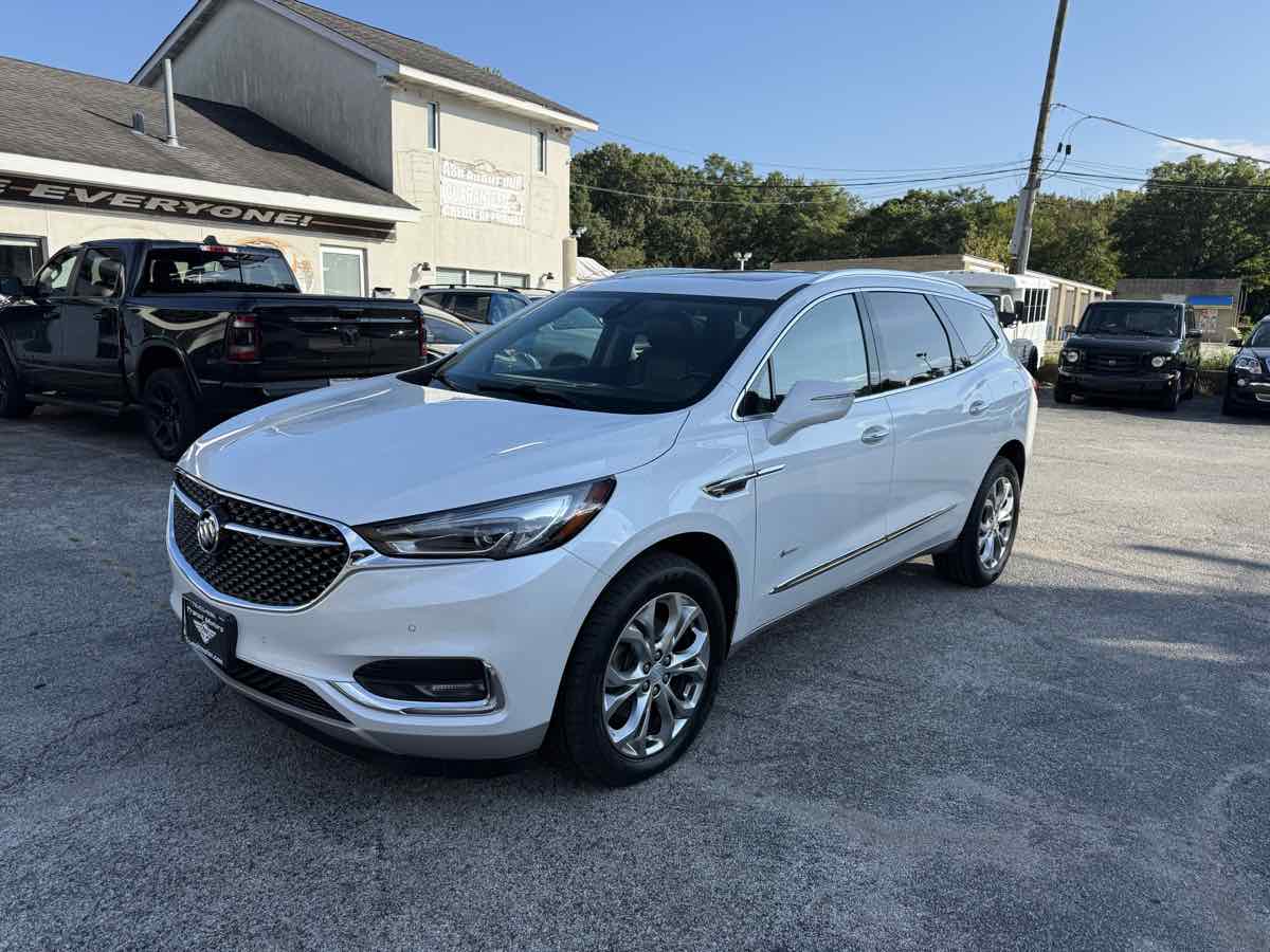 2018 Buick Enclave Avenir photo 3