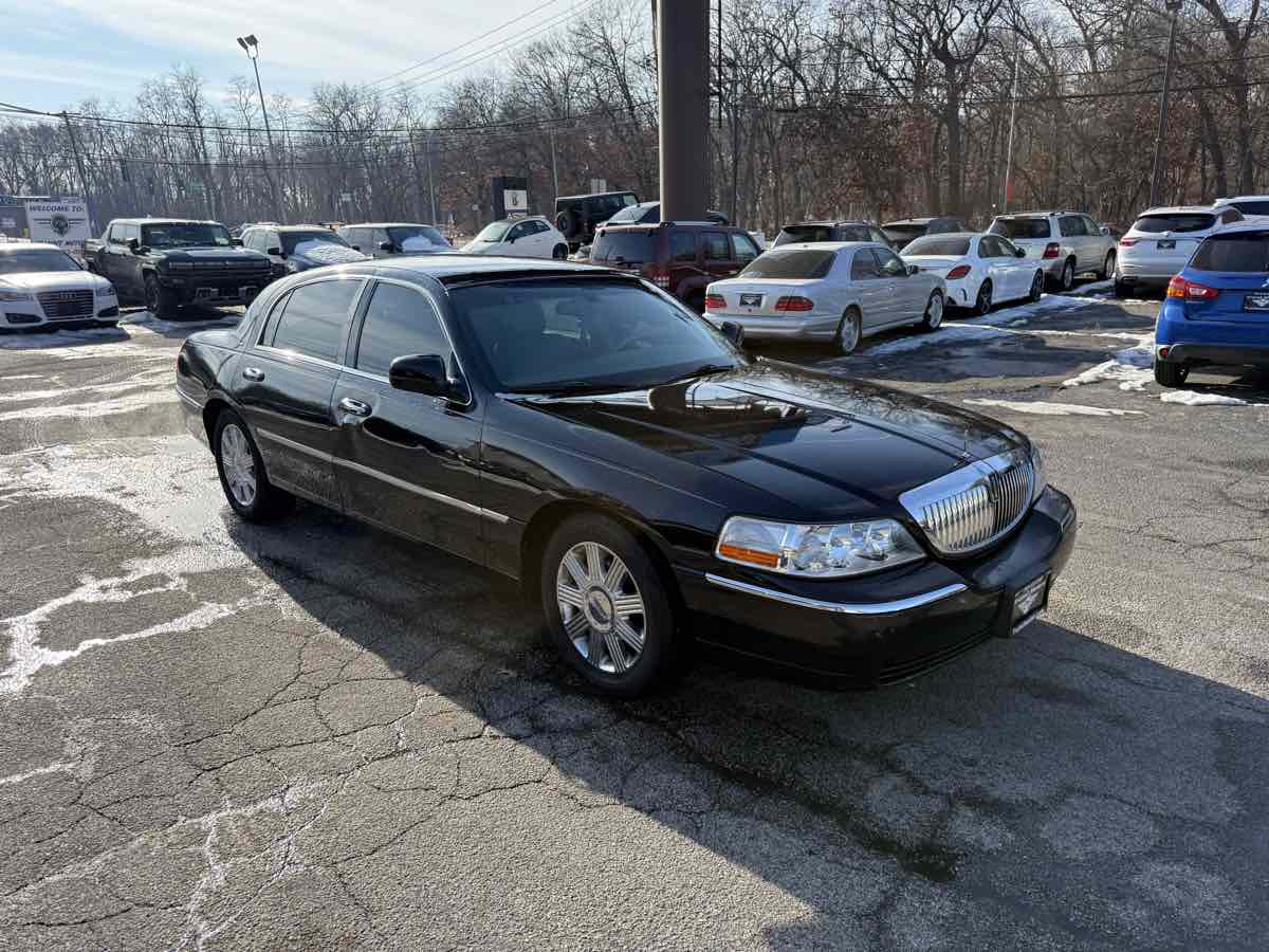 2004 Lincoln Town Car Ultimate
