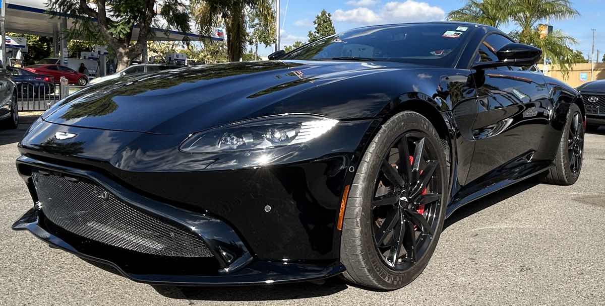 2019 Aston Martin Vantage 