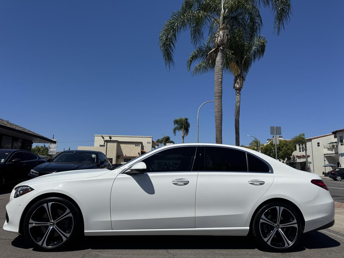 2024 Mercedes Benz C 300 photo 2
