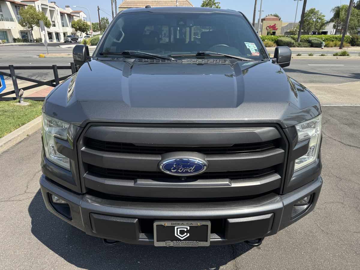 2016 Ford F-150 Lariat photo 11