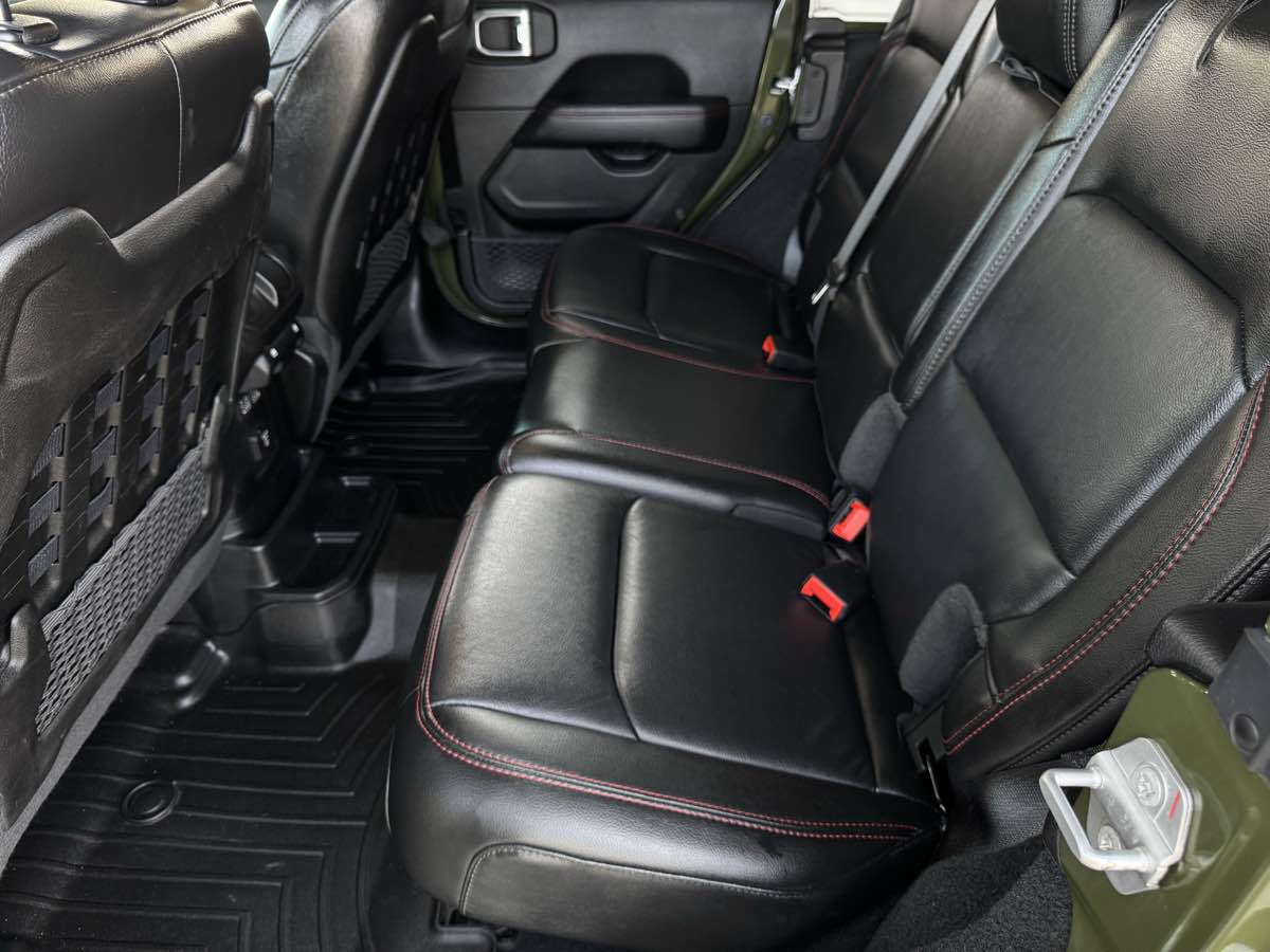 2020 Jeep Wrangler Unlimited Rubicon photo 17