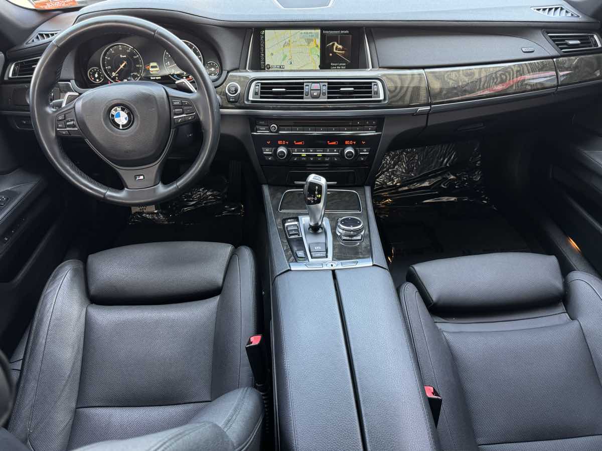 2014 BMW 7 Series 740i - Photo 22