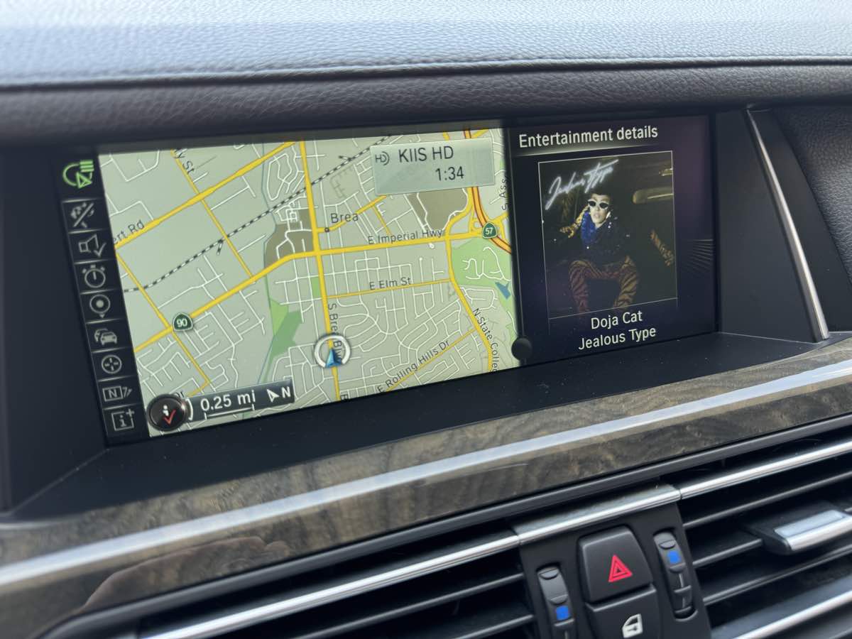 2014 BMW 7 Series 740i - Photo 28