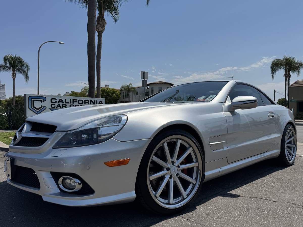 2009 Mercedes Benz SL 550 photo 2