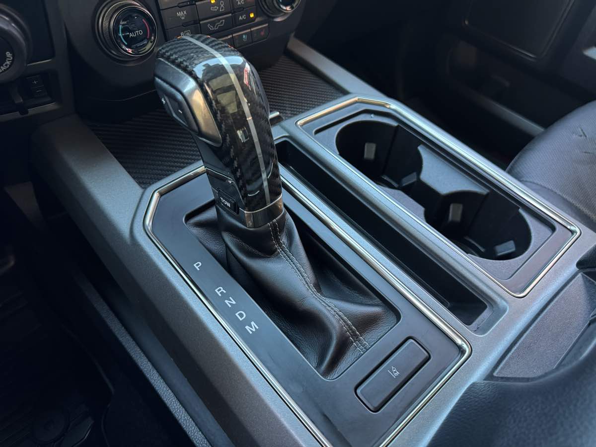 2018 Ford F-150 Raptor photo 28