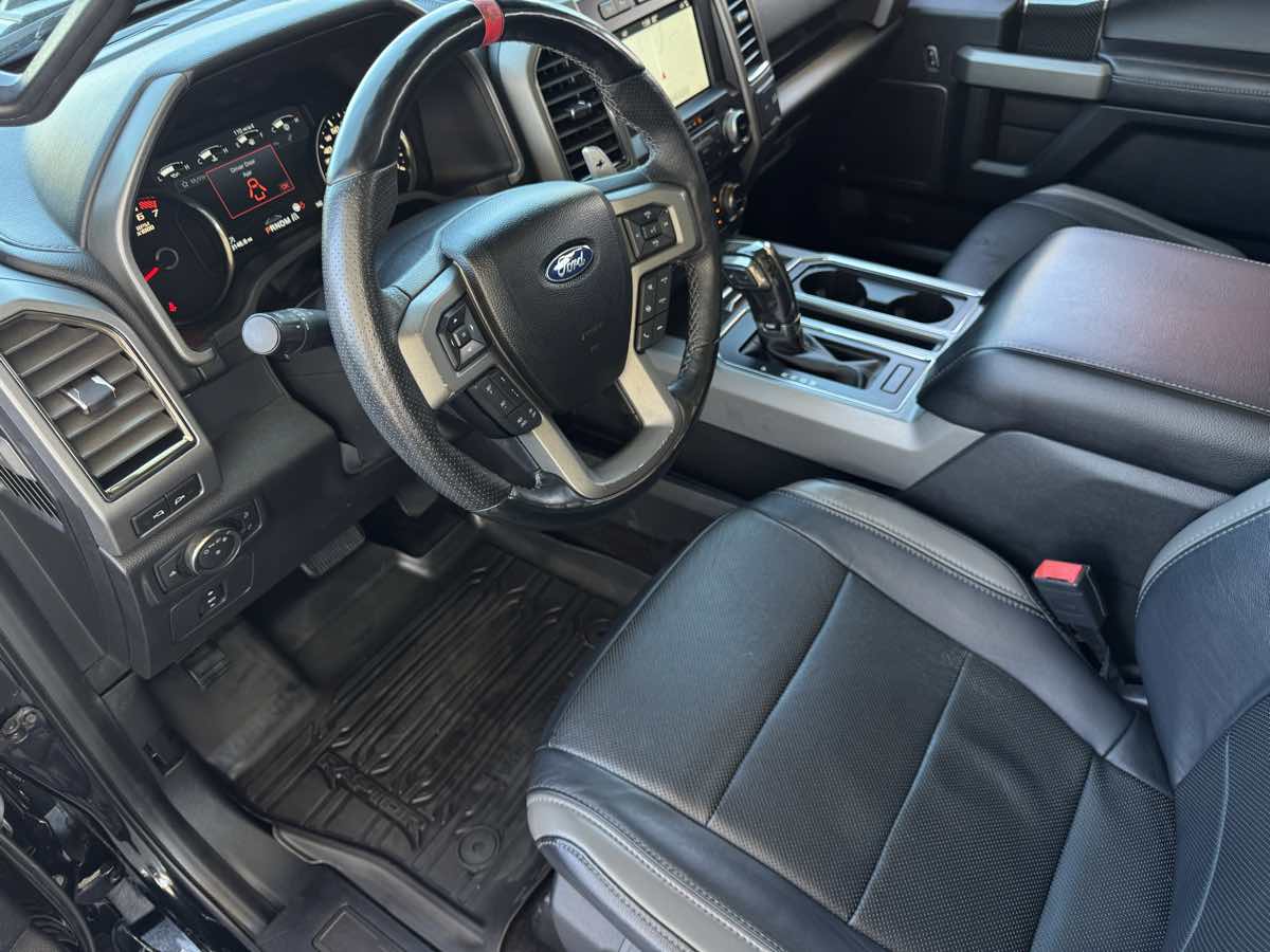 2018 Ford F-150 Raptor photo 15