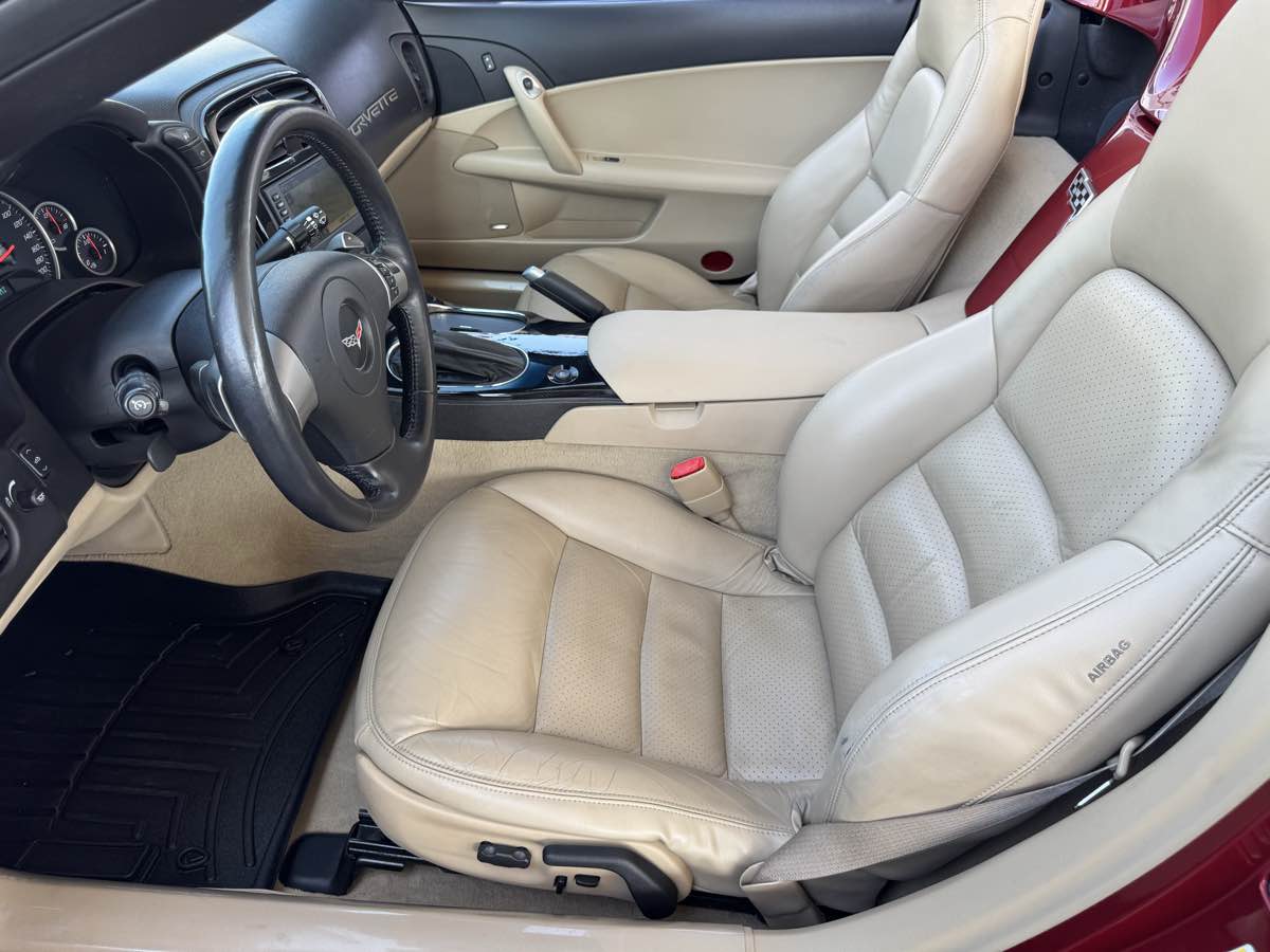 2008 Chevrolet Corvette photo 19