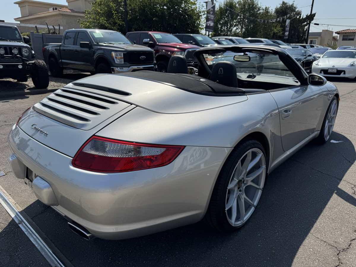 2006 Porsche 911 4S photo 12