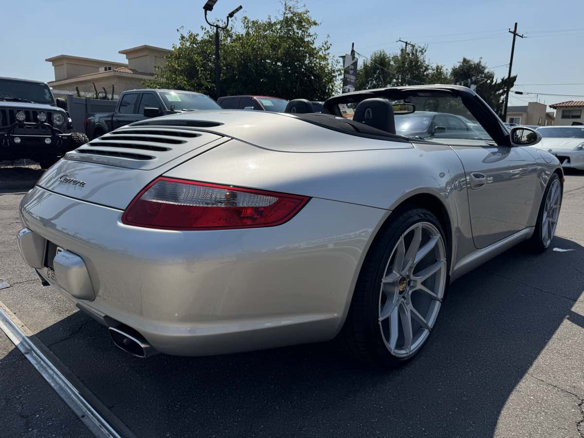 2006 Porsche 911 4S photo 13