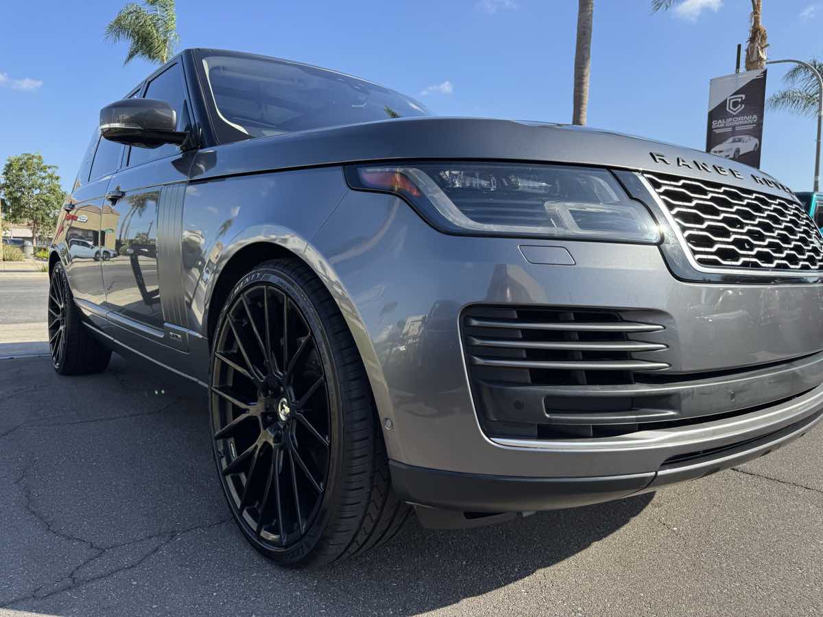 2019 Land Rover Range Rover Supercharged LWB photo 8