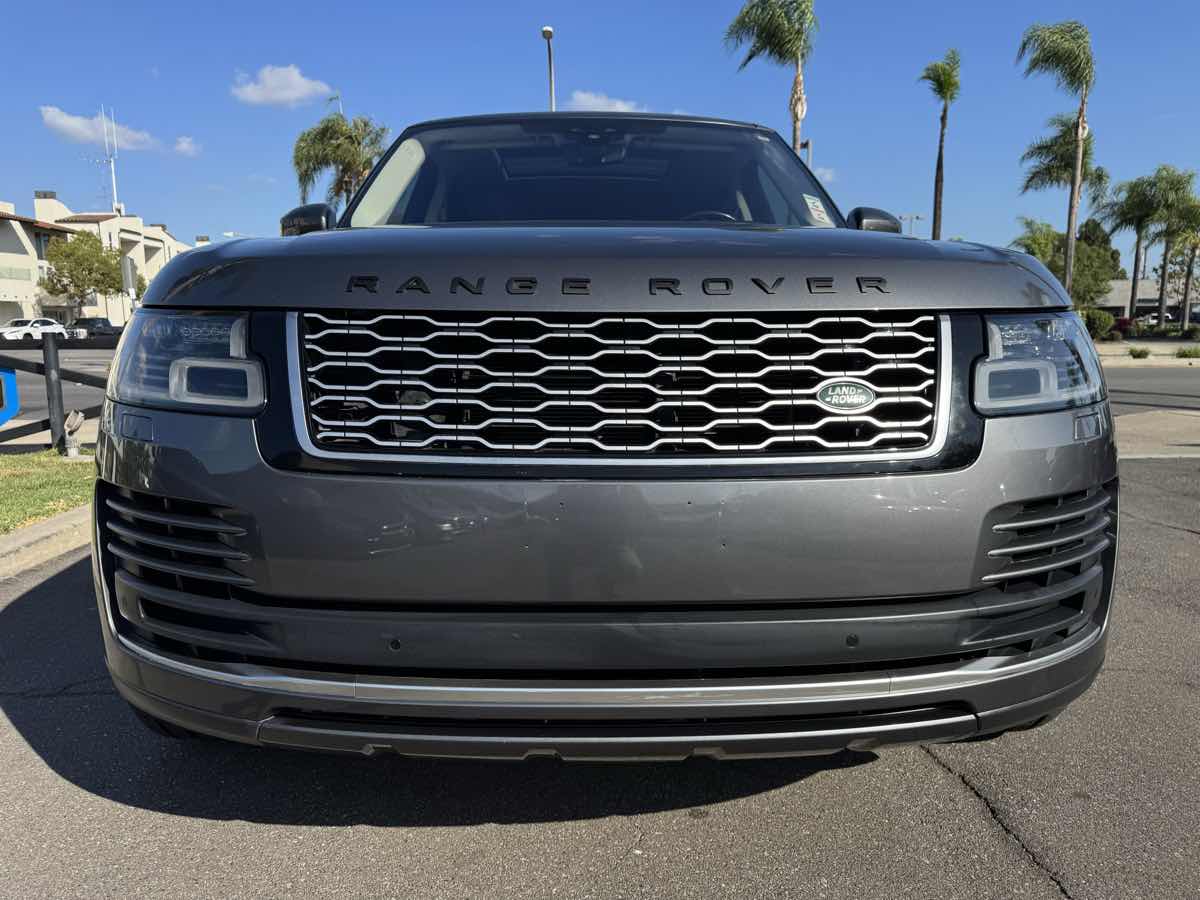 2019 Land Rover Range Rover Supercharged LWB photo 10