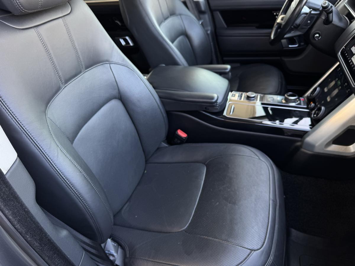 2019 Land Rover Range Rover Supercharged LWB photo 22