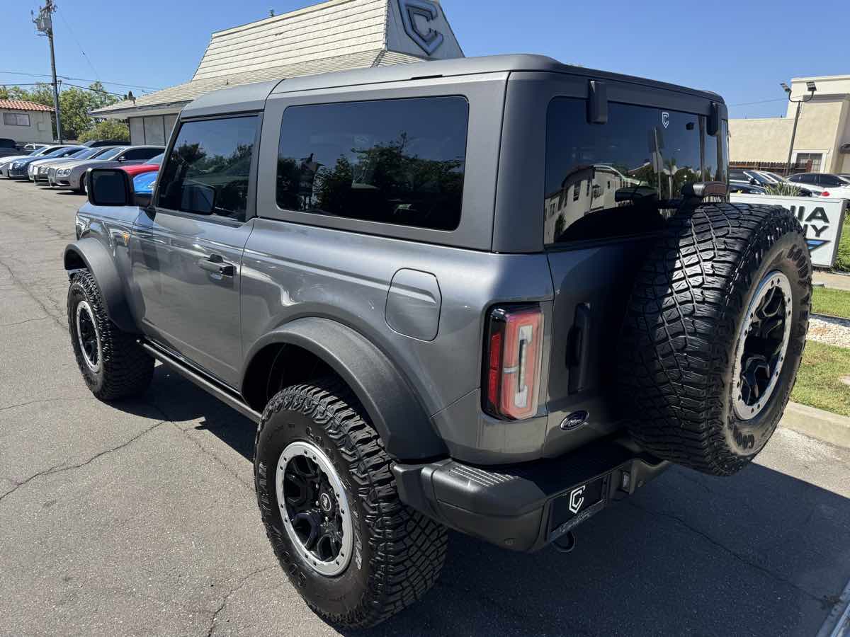 2023 Ford Bronco Badlands photo 3