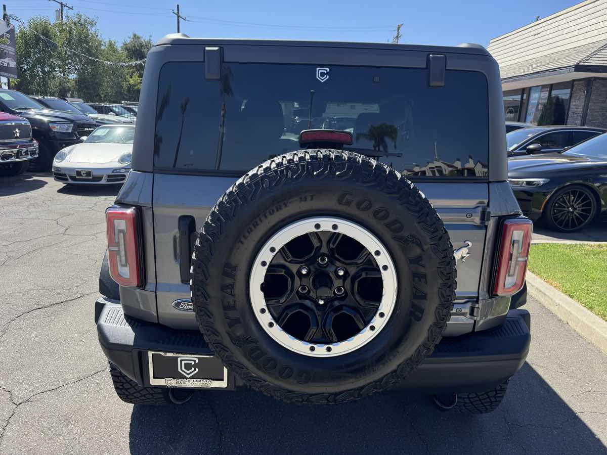 2023 Ford Bronco Badlands photo 5