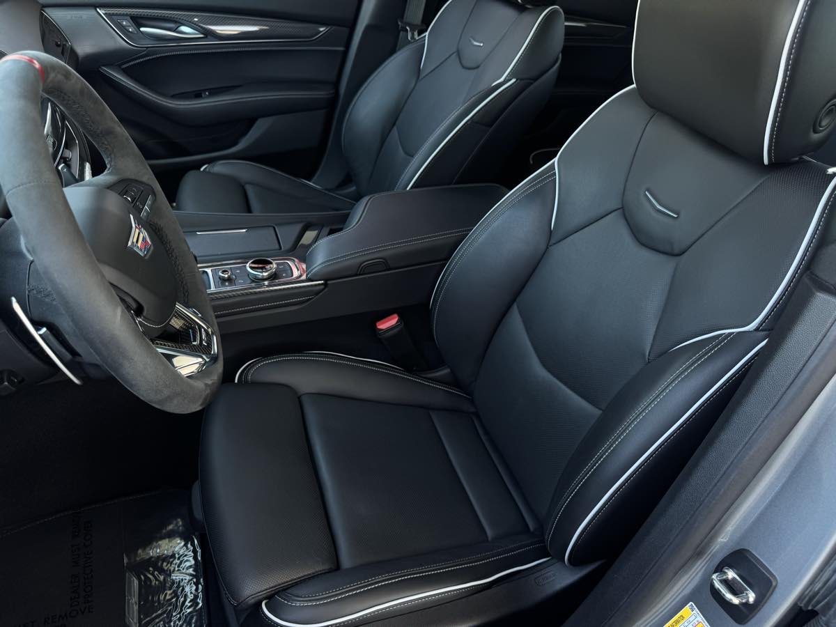 2023 Cadillac CT5 photo 18