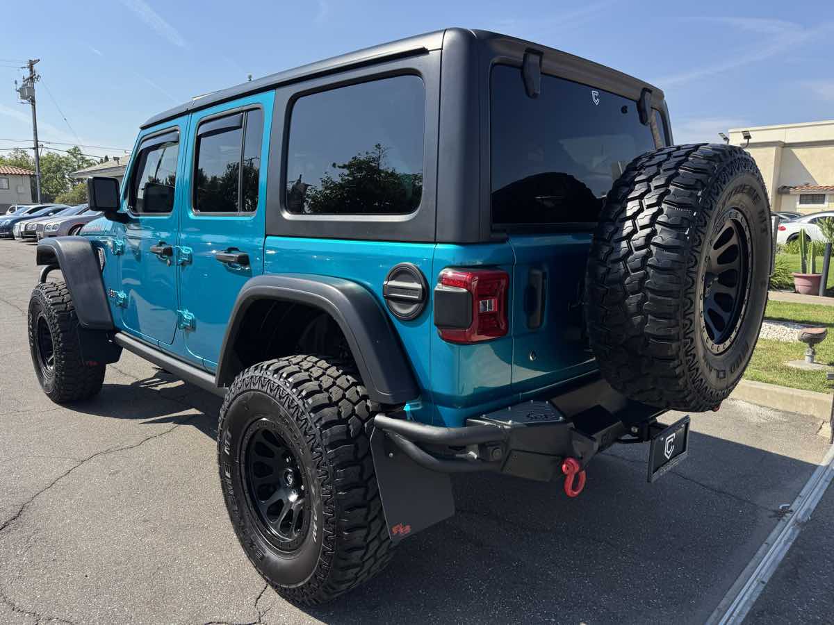 2020 Jeep Wrangler Unlimited Rubicon photo 2
