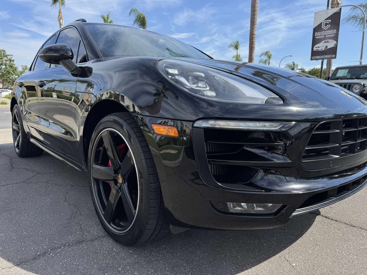 2017 Porsche Macan GTS photo 10