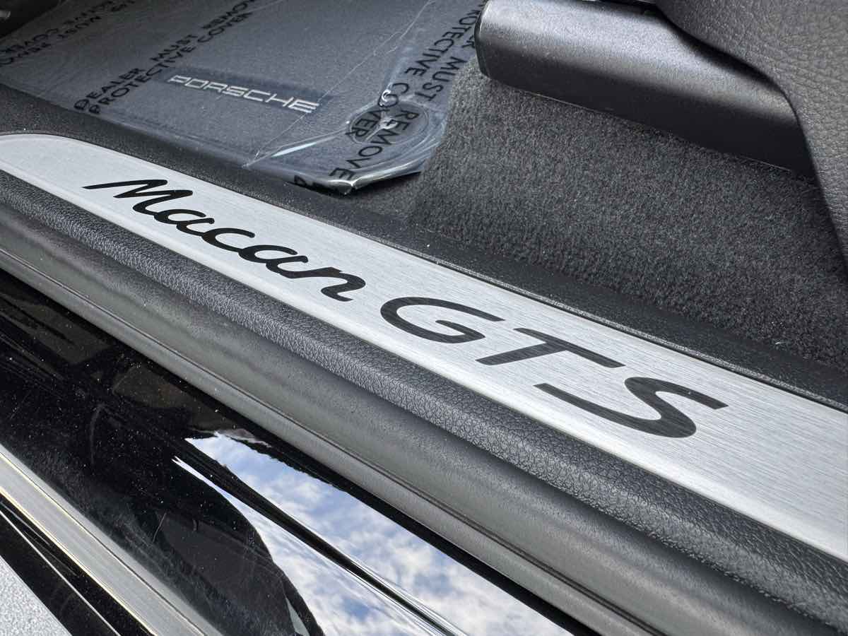 2017 Porsche Macan GTS photo 26