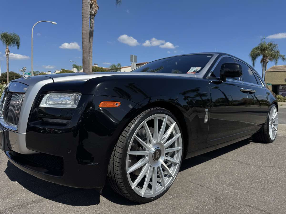 2011 Rolls Royce Ghost photo 13