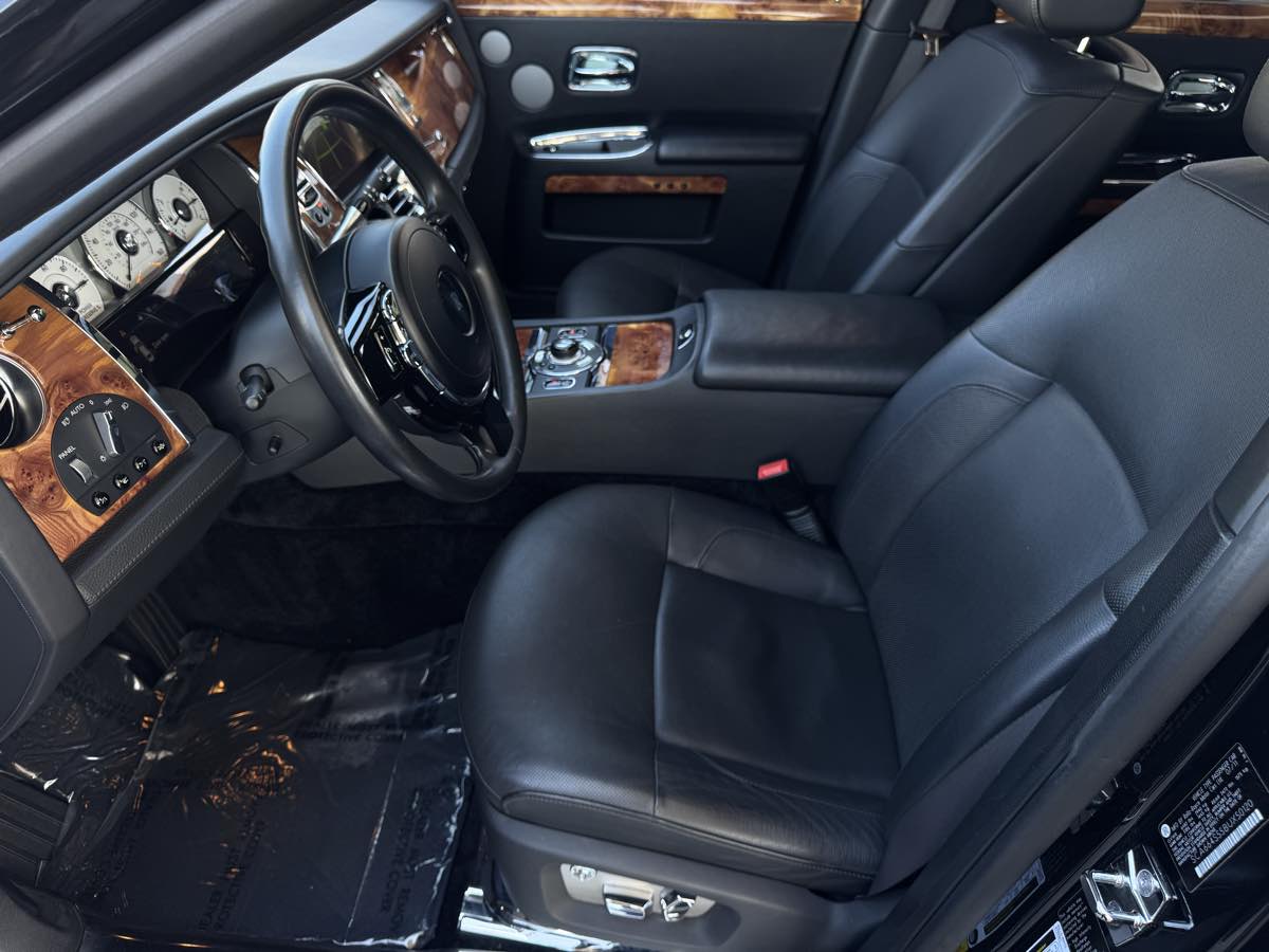 2011 Rolls Royce Ghost photo 14
