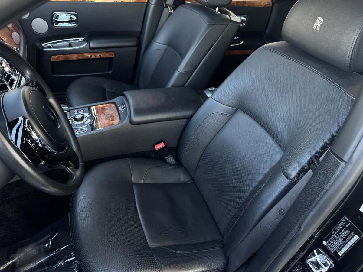 2011 Rolls Royce Ghost photo 18