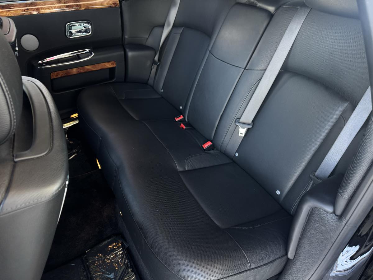 2011 Rolls Royce Ghost photo 19