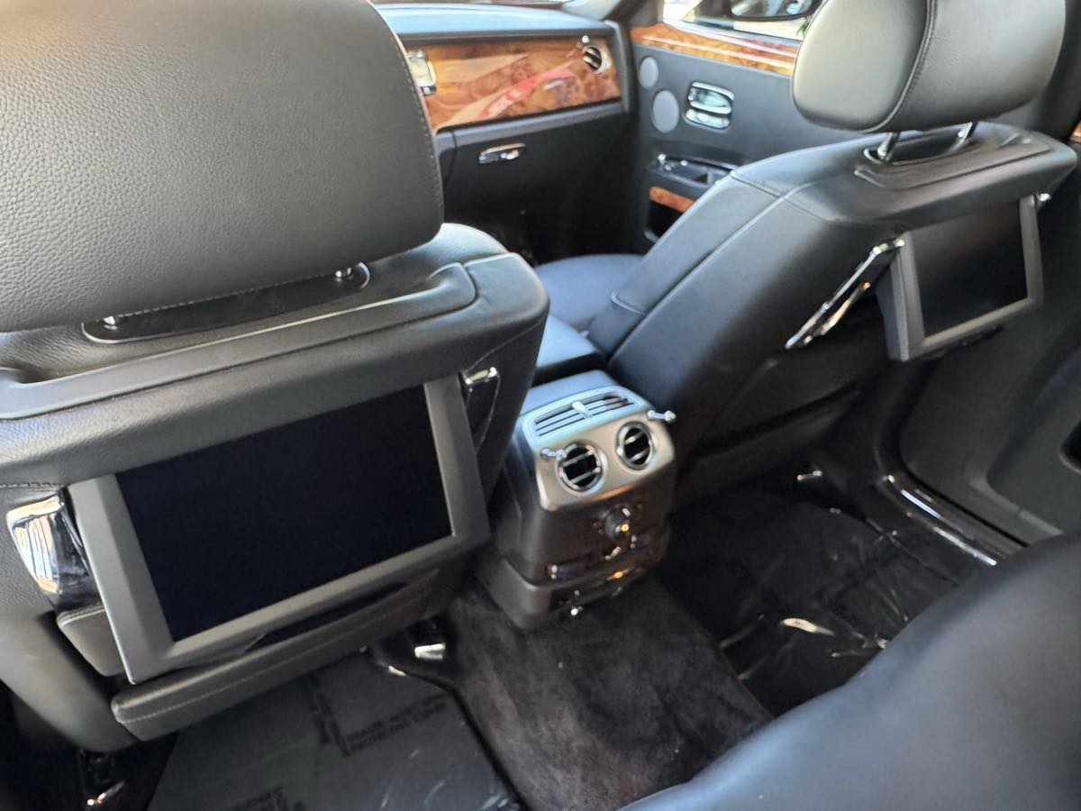 2011 Rolls Royce Ghost photo 20